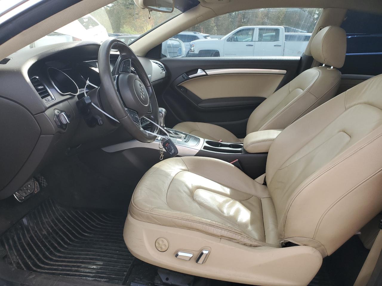 Audi A5 Premium Image 11