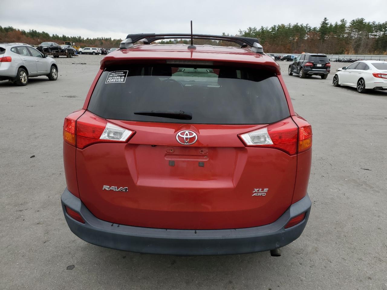 Toyota RAV4 Xle Image 11