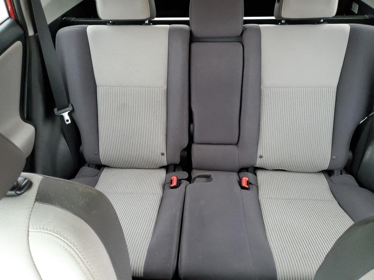 Toyota RAV4 Xle Image 9