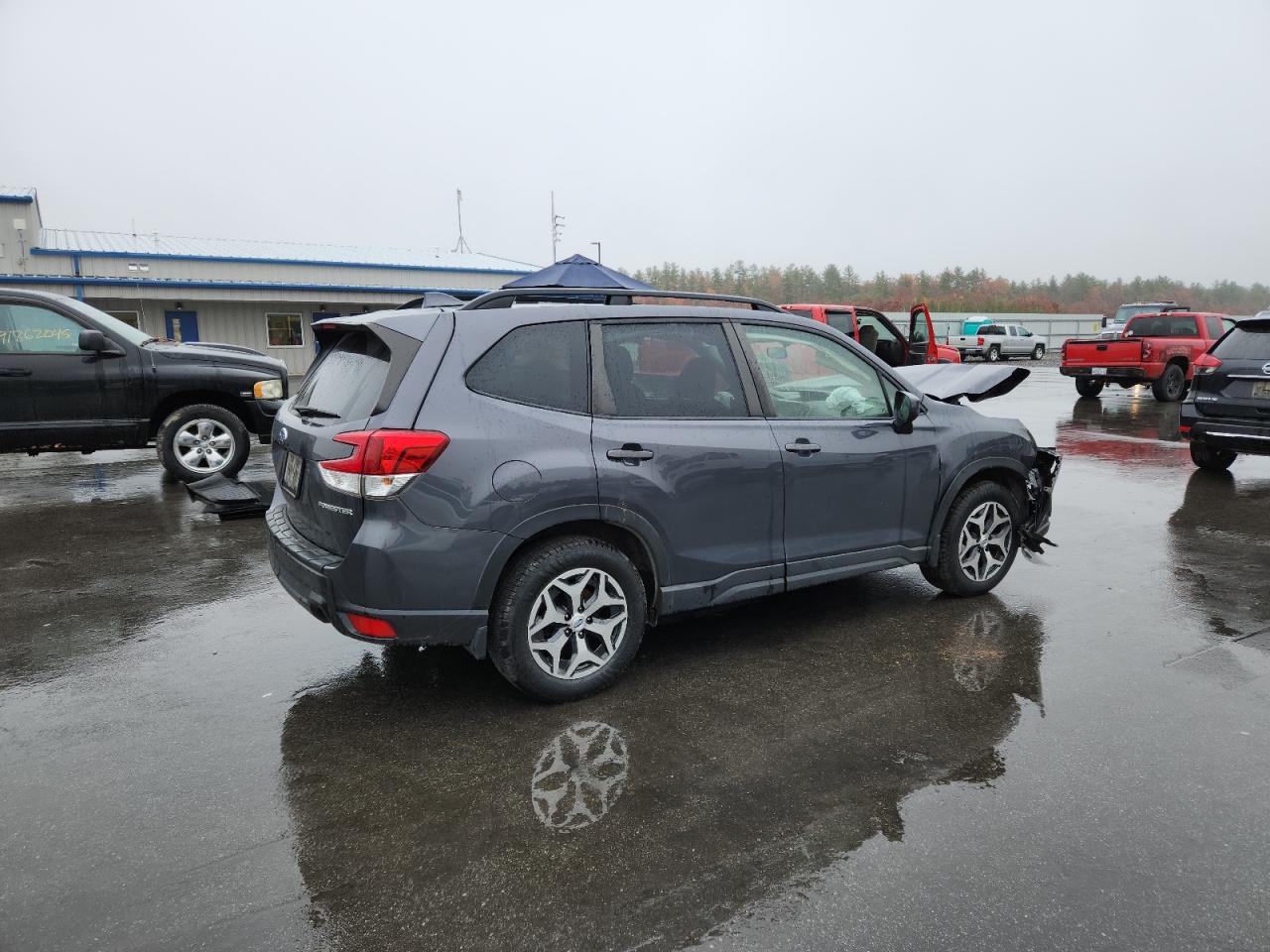 Subaru Forester Premium Image 6