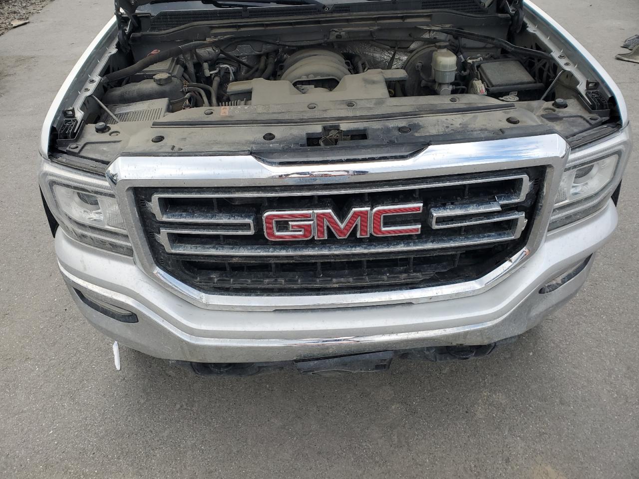 GMC Sierra K1500 Sle Image 6