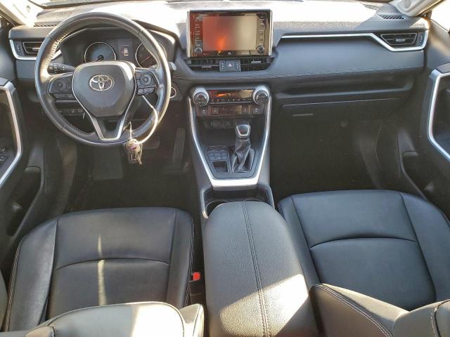 Toyota RAV4 Xle Premium Image 7
