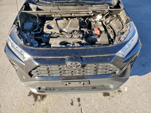 Toyota RAV4 Xle Premium Image 10