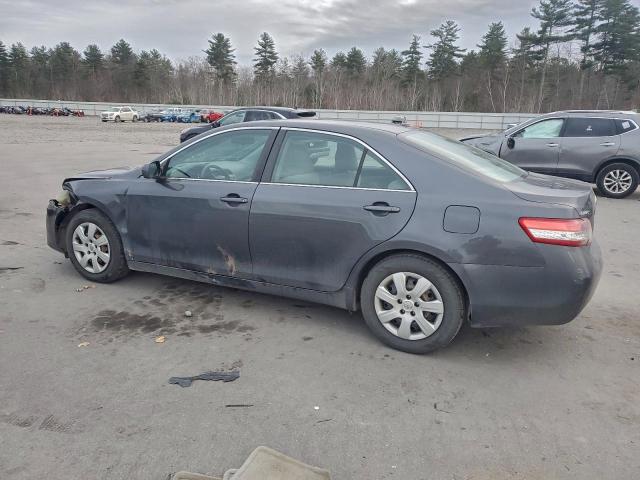 Toyota Camry Base Image 11