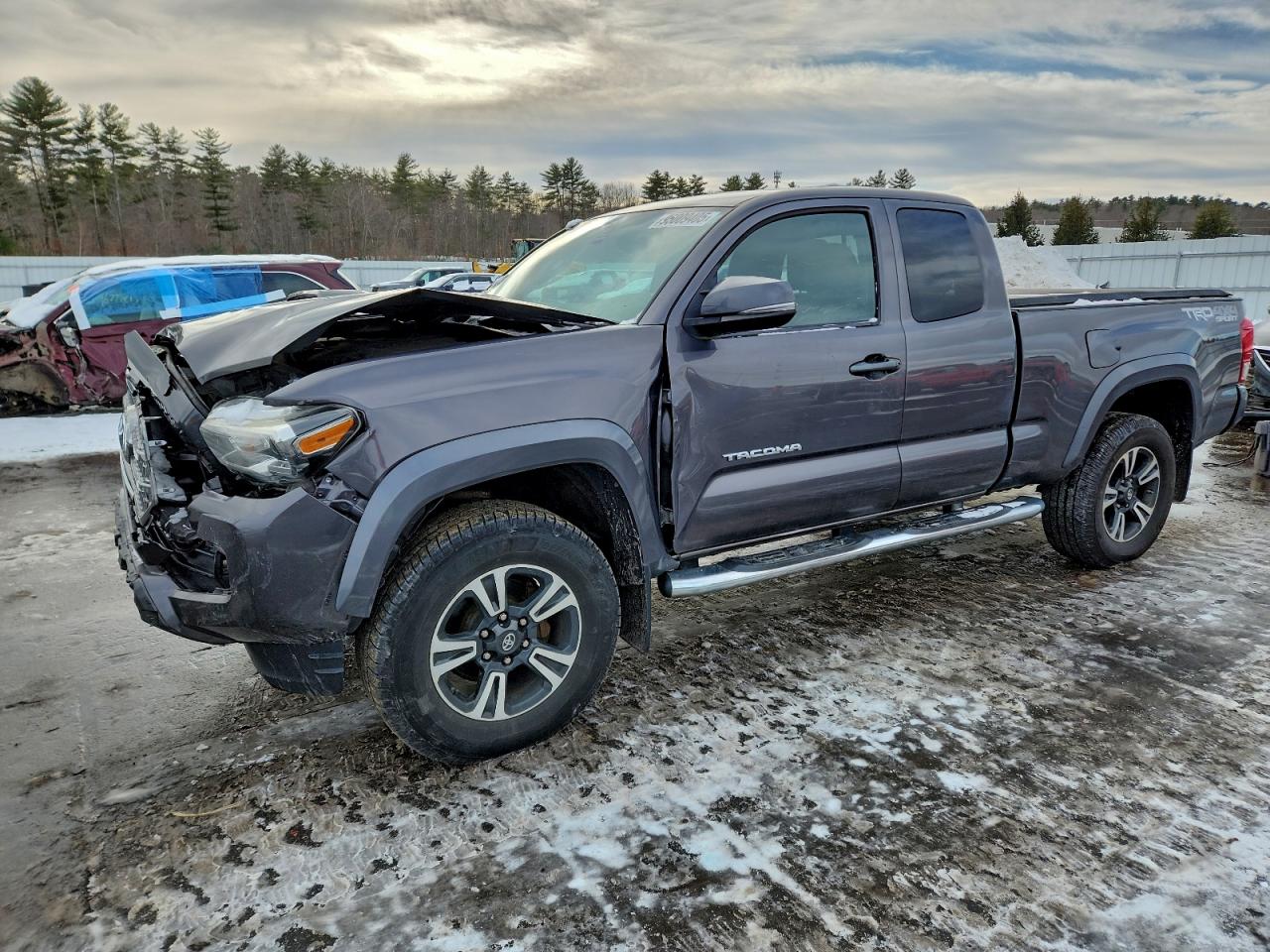 Toyota Tacoma Access Cab Image 1