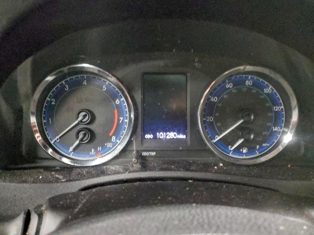 Toyota Corolla L Image 2