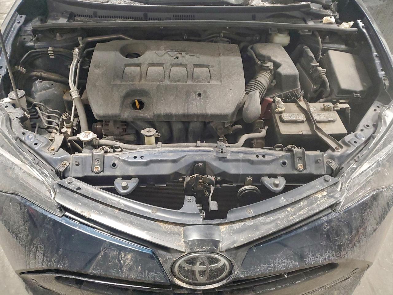 Toyota Corolla L Image 10