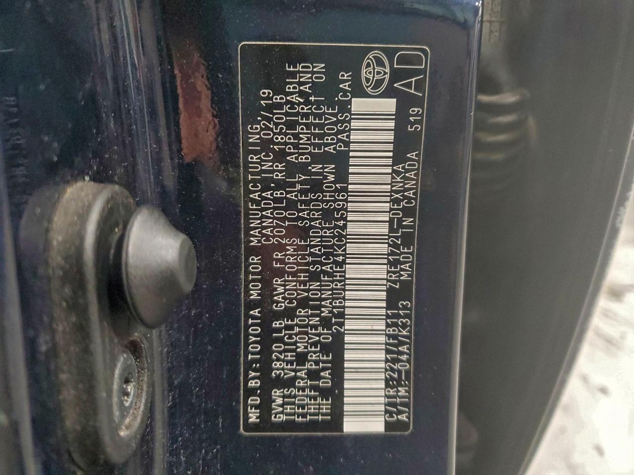 Toyota Corolla L Image 9