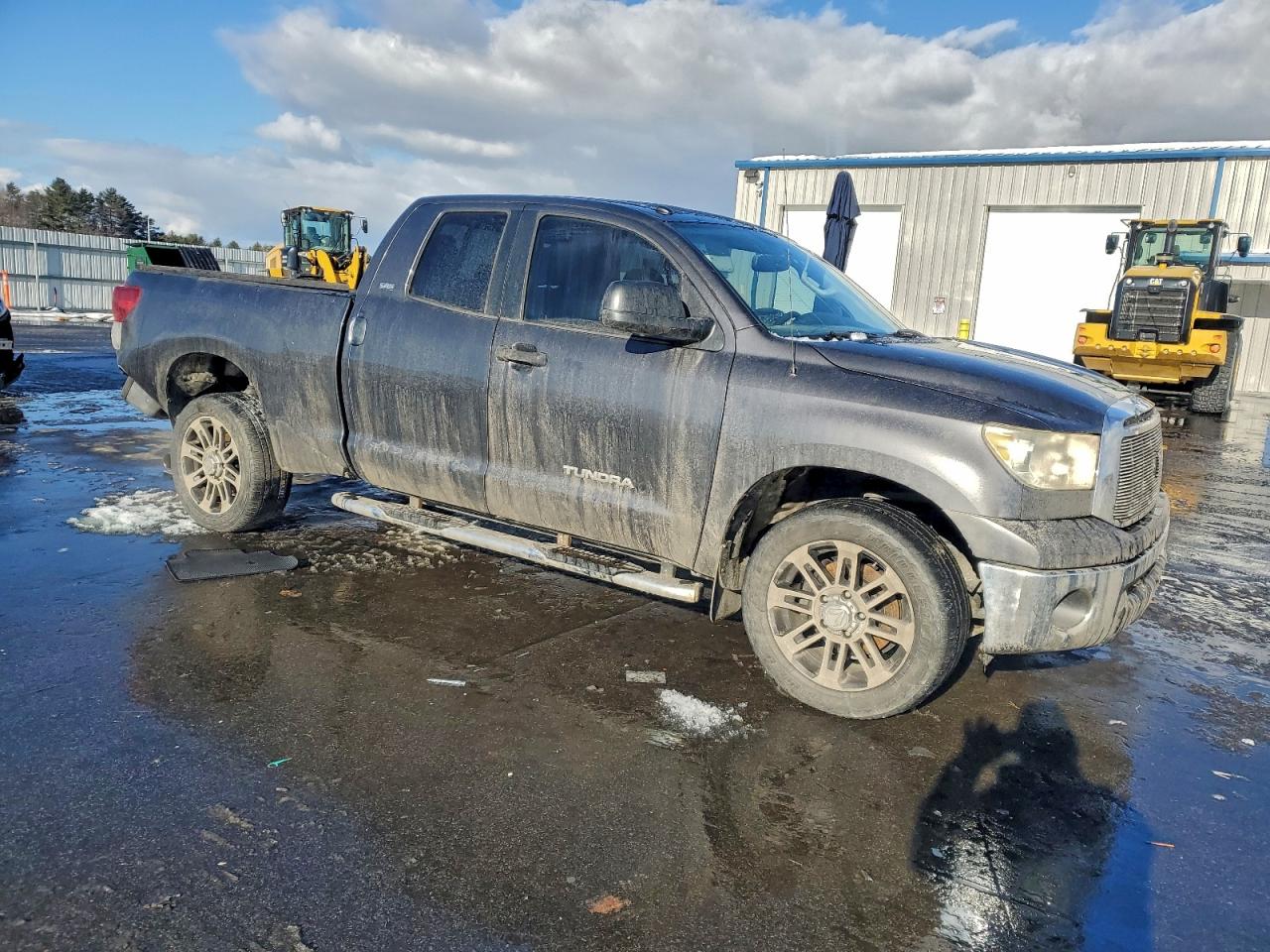 Toyota Tundra Double Cab Sr5 Image 2