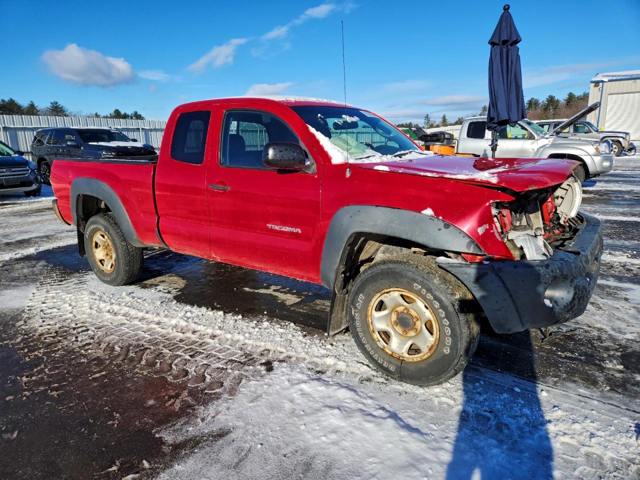 Toyota Tacoma Access Cab Image 11