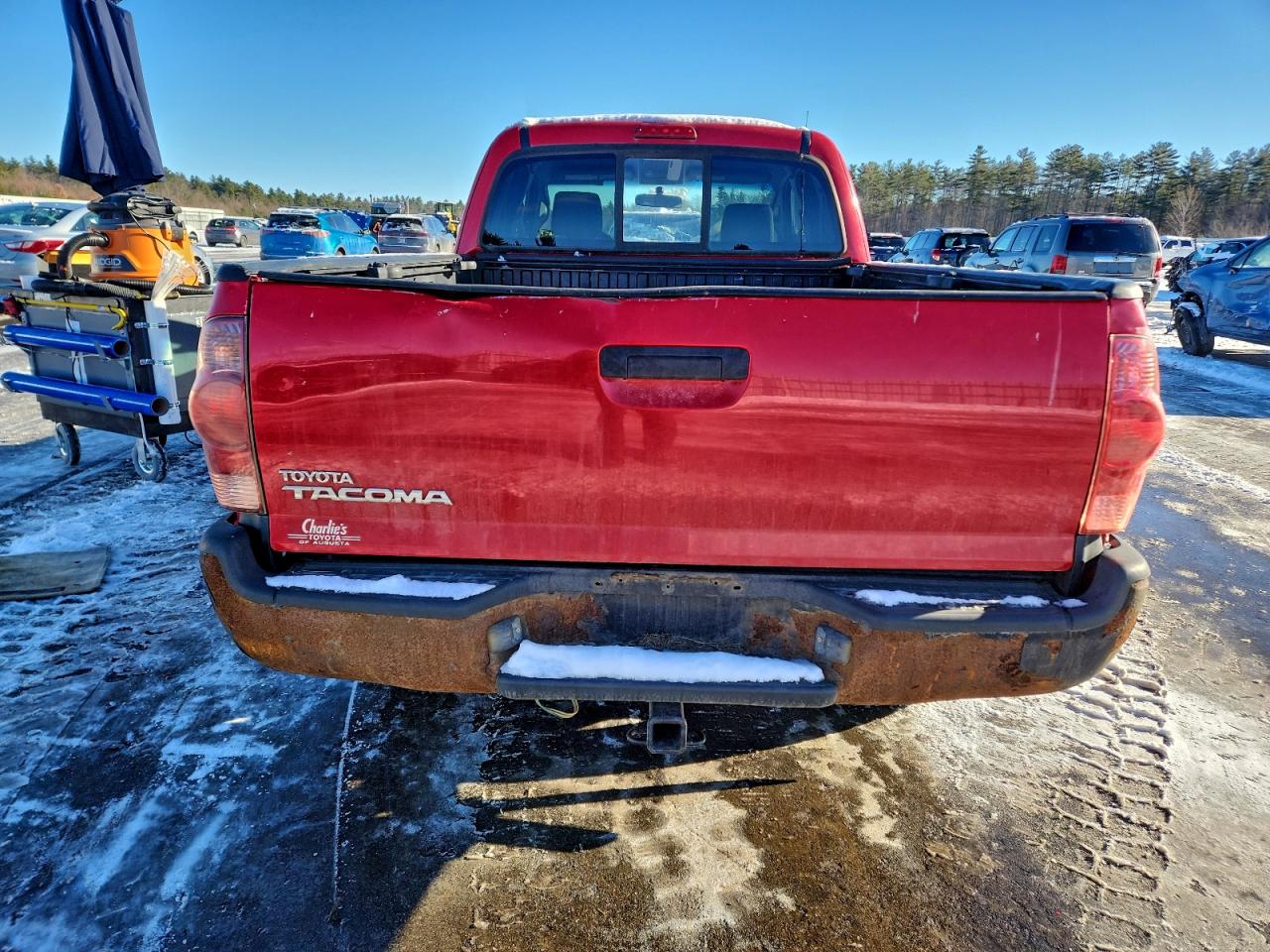 Toyota Tacoma Access Cab Image 2