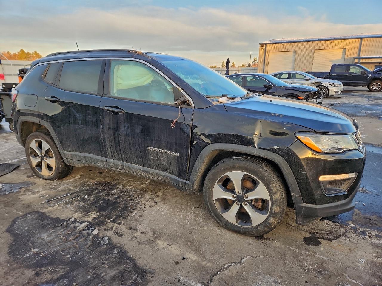 Jeep Compass Latitude Image 13