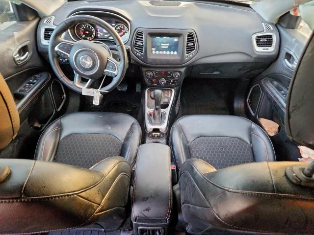 Jeep Compass Latitude Image 7