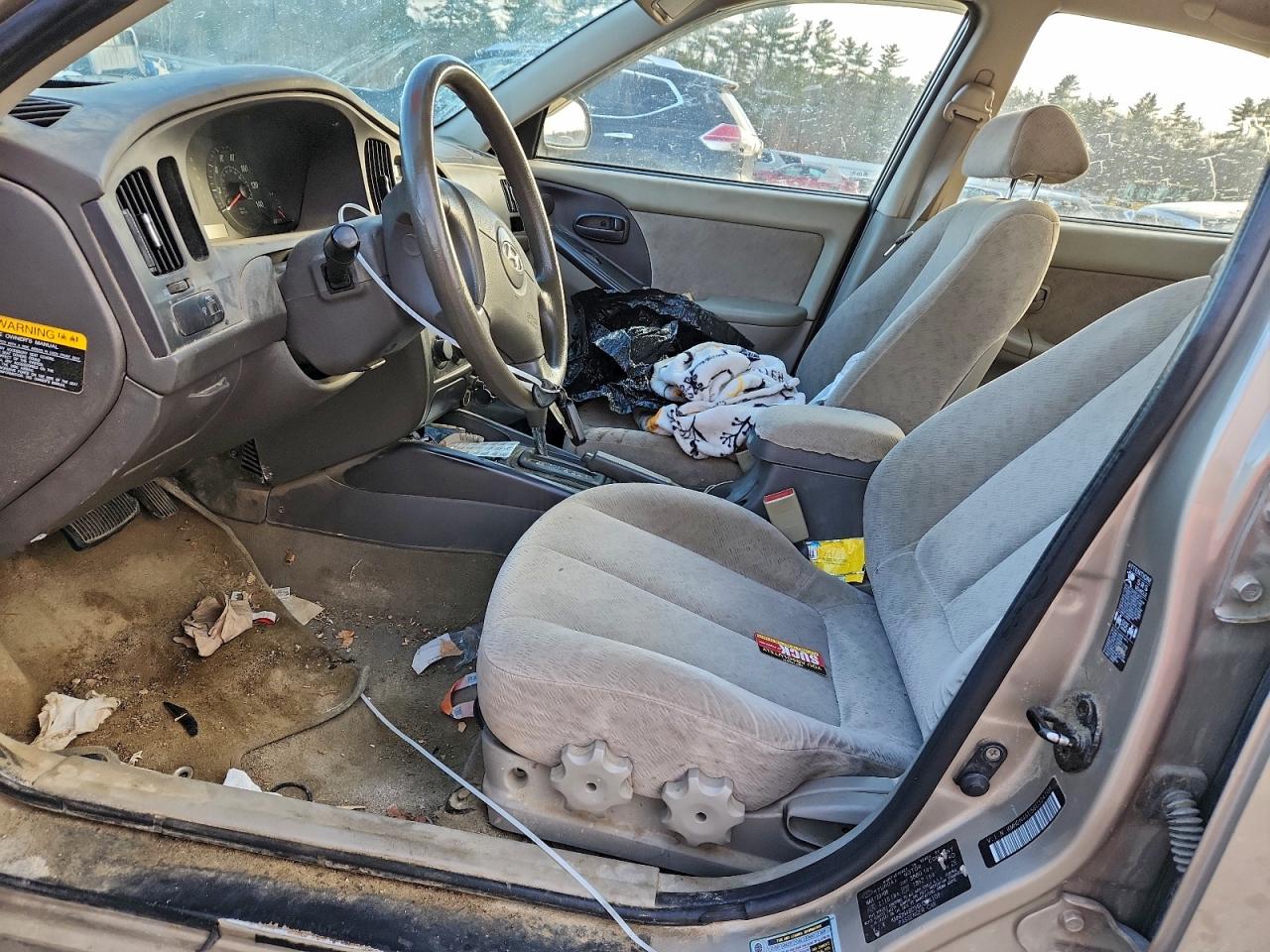 Hyundai ELANTRA Gls Image 6