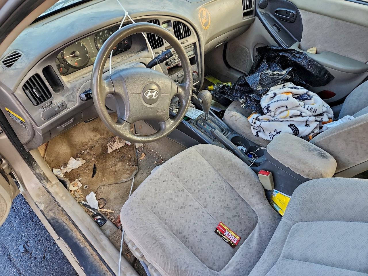 Hyundai ELANTRA Gls Image 7