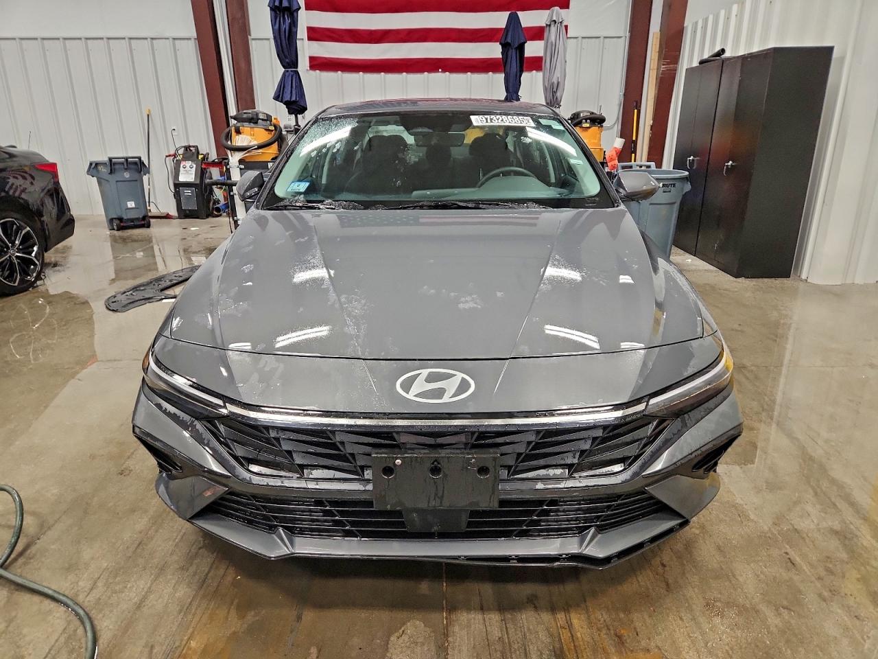 Hyundai ELANTRA Sel Image 4