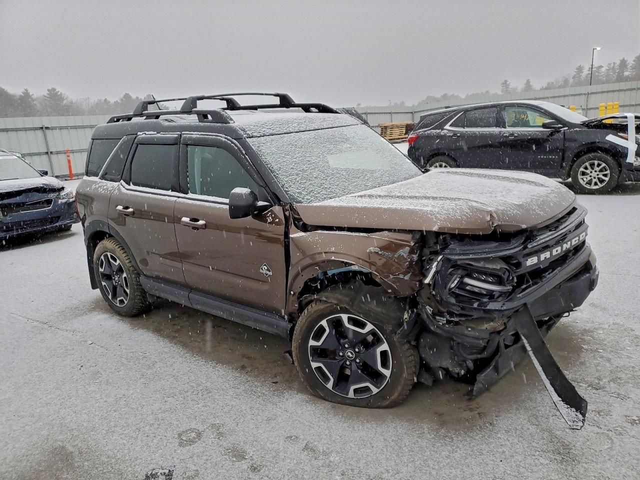 Ford Bronco Outer Banks Image 2