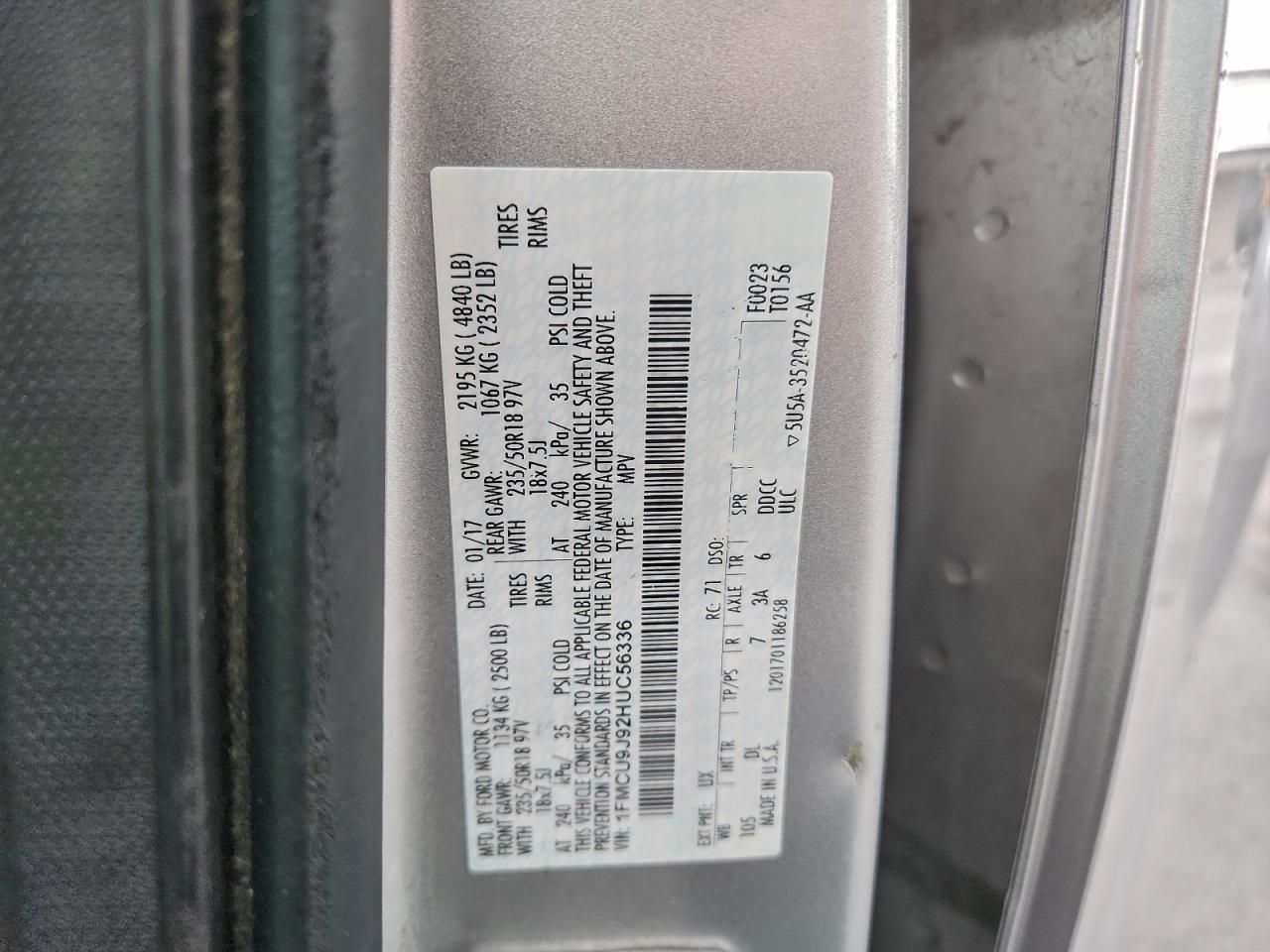 Ford Escape Titanium Image 7