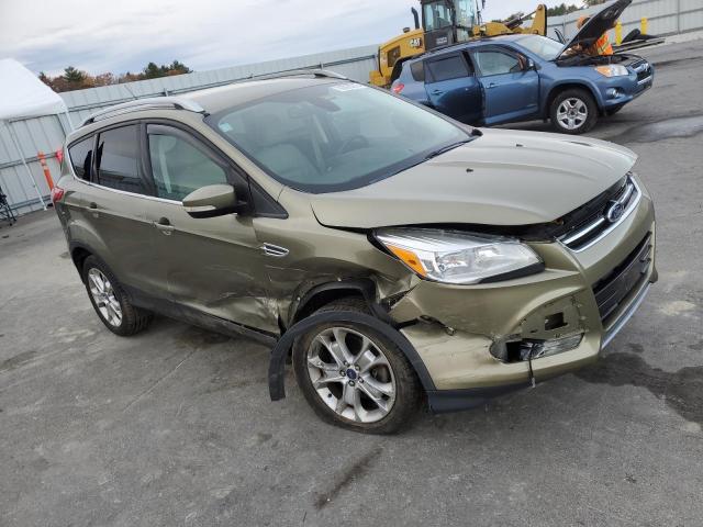 Ford Escape Titanium Image 13