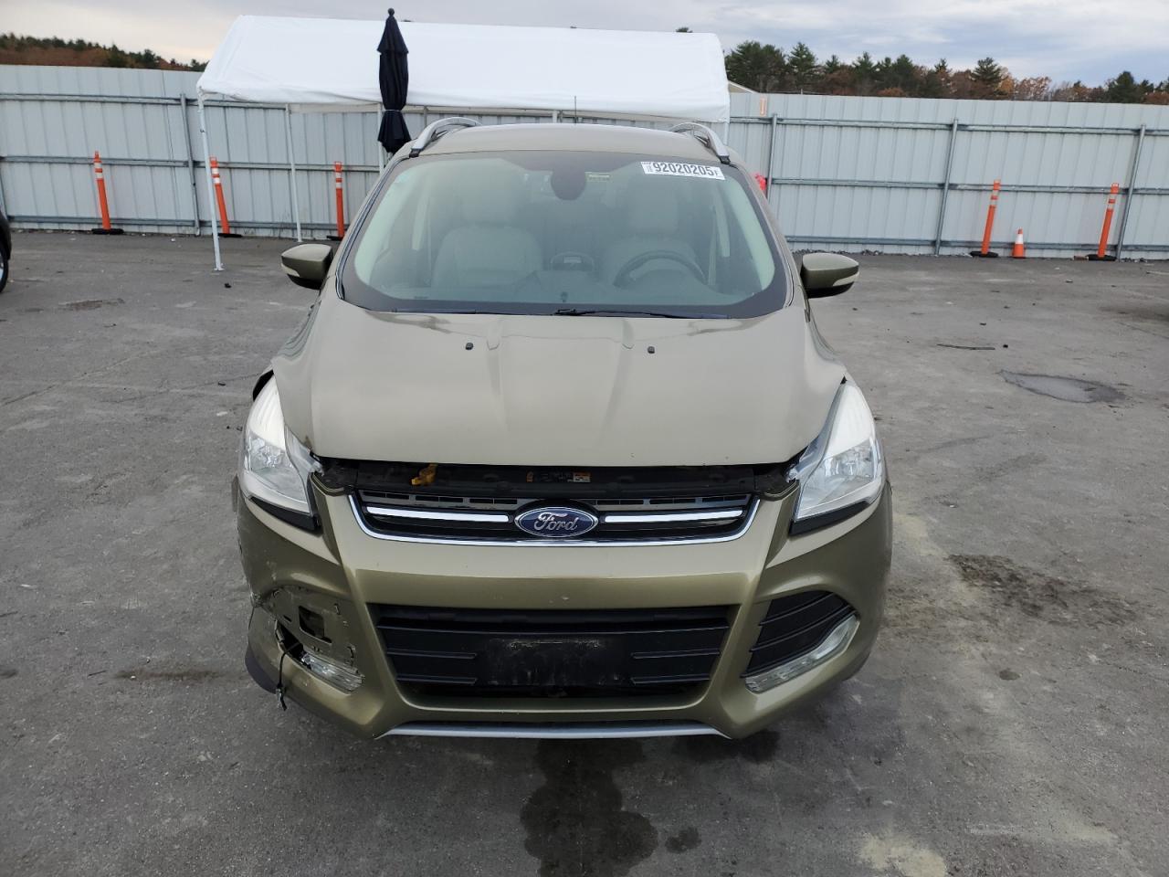 Ford Escape Titanium Image 11