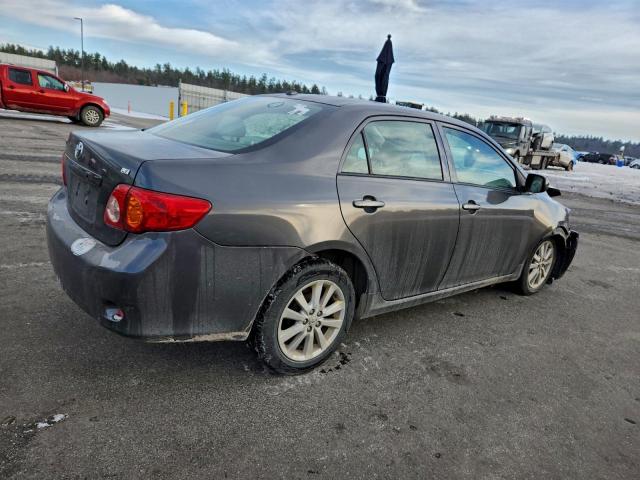 Toyota Corolla Base Image 3