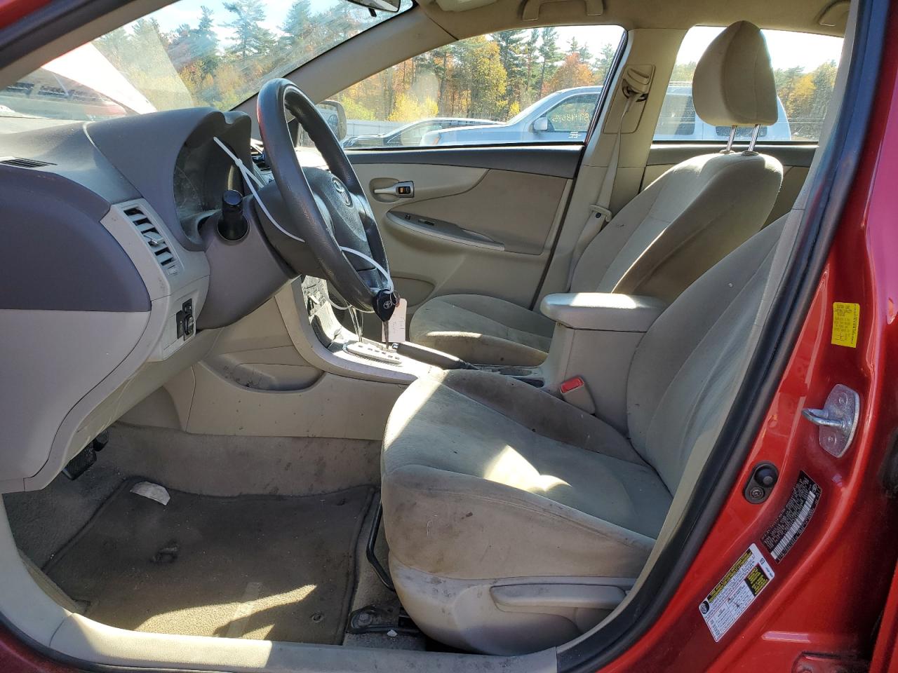 Toyota Corolla Base Image 4