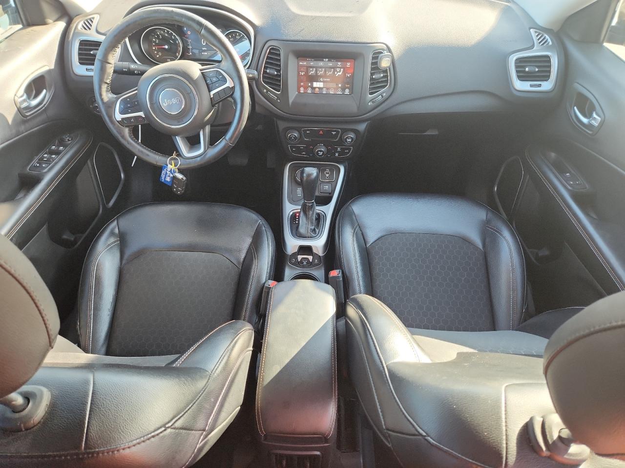 Jeep Compass Latitude Image 6