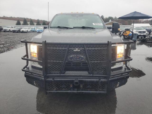 Ford F-250 Super Duty Image 5