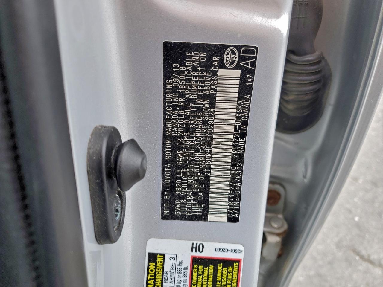 Toyota Corolla L Image 9