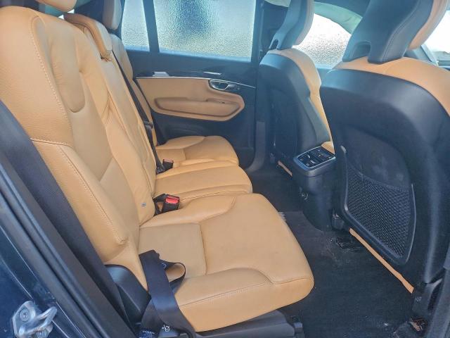Volvo XC90 T6 Momentum Image 10