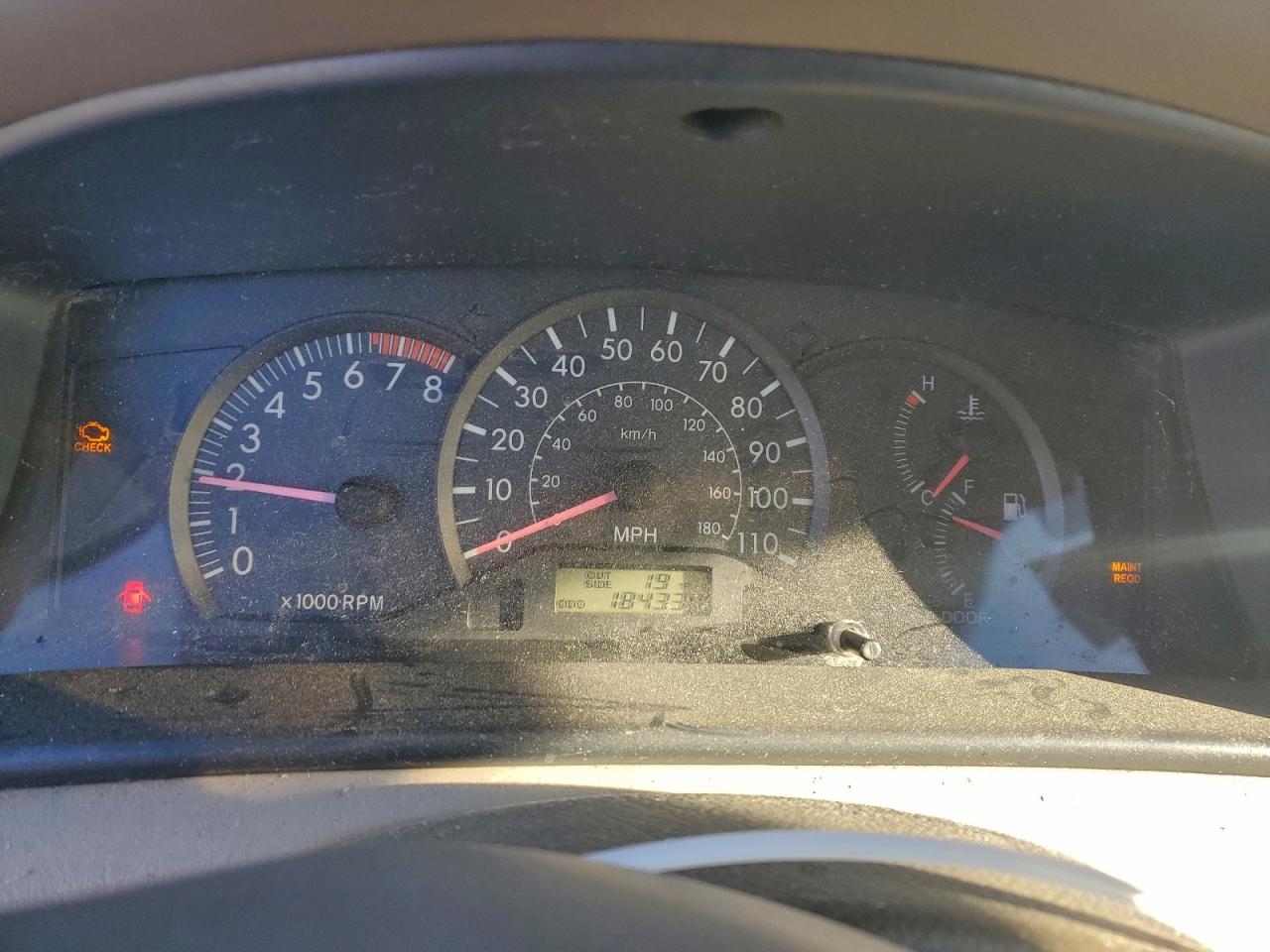 Toyota Corolla Ce Image 10