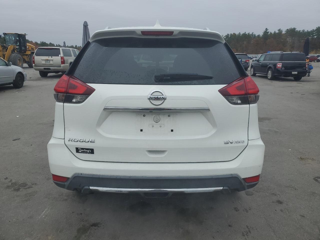 Nissan Rogue S Image 6