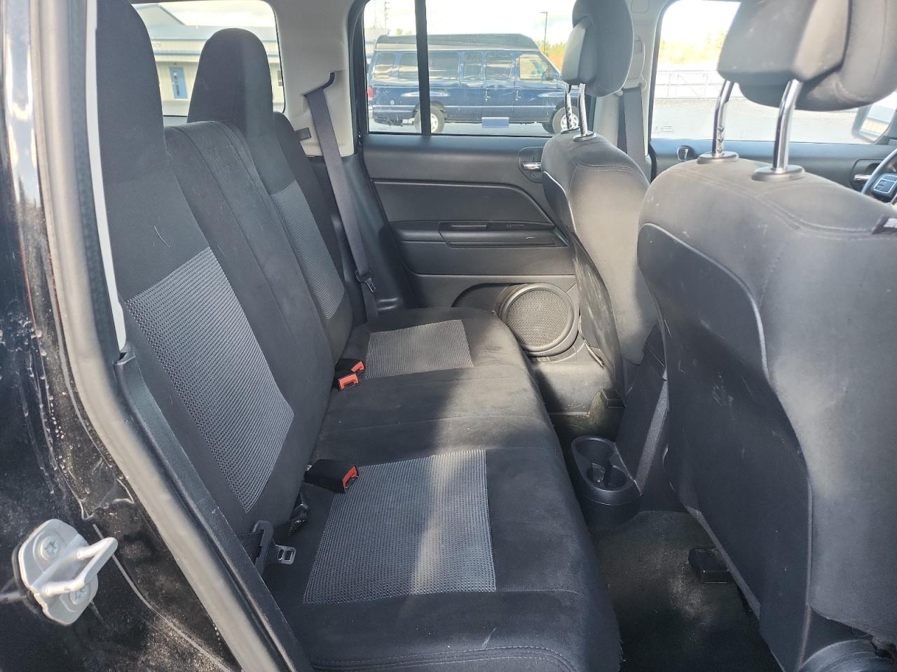 Jeep Patriot Sport Image 8