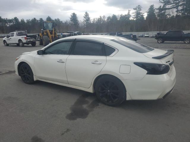 Nissan Altima 2.5 Image 11