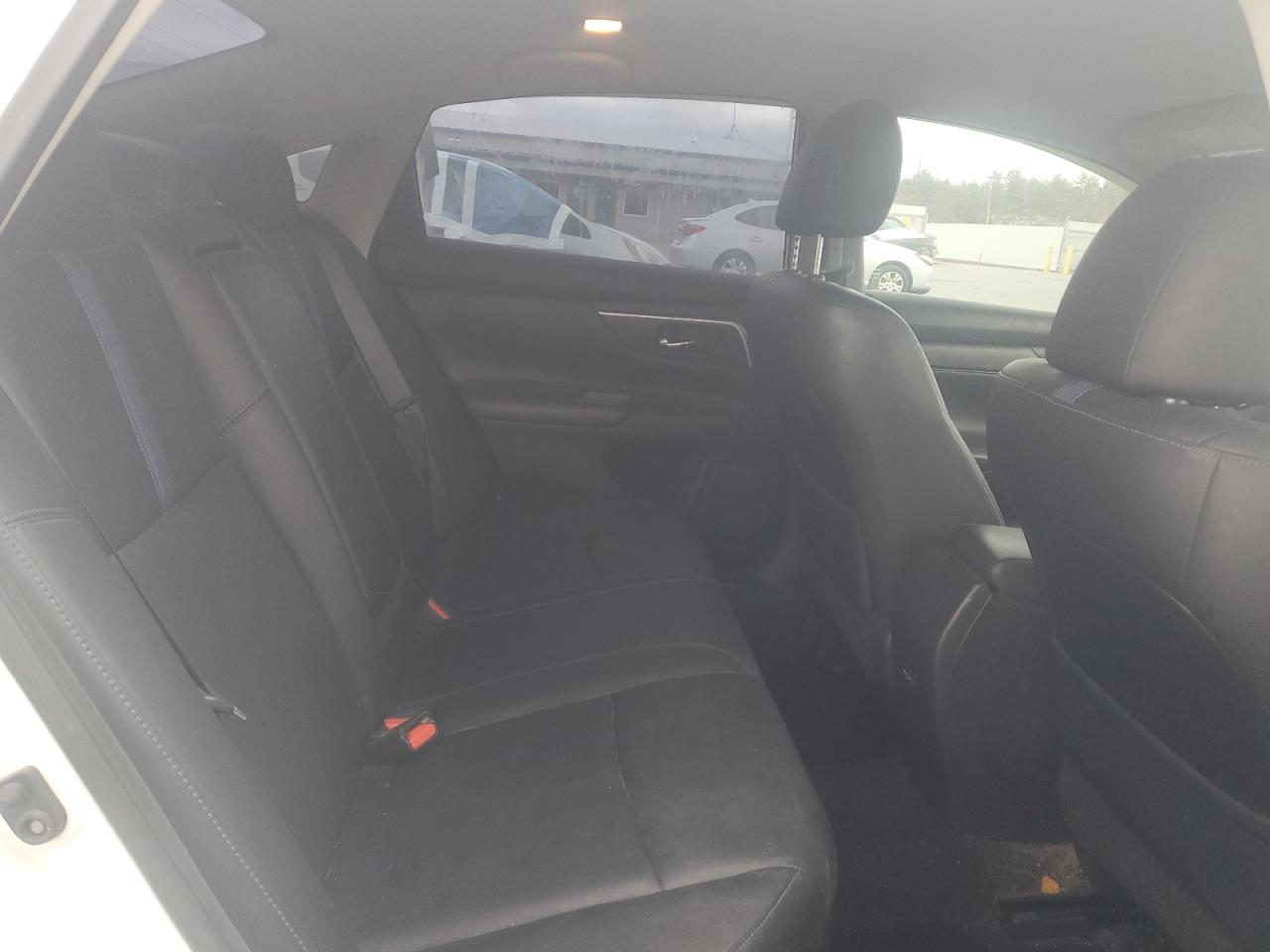 Nissan Altima 2.5 Image 7