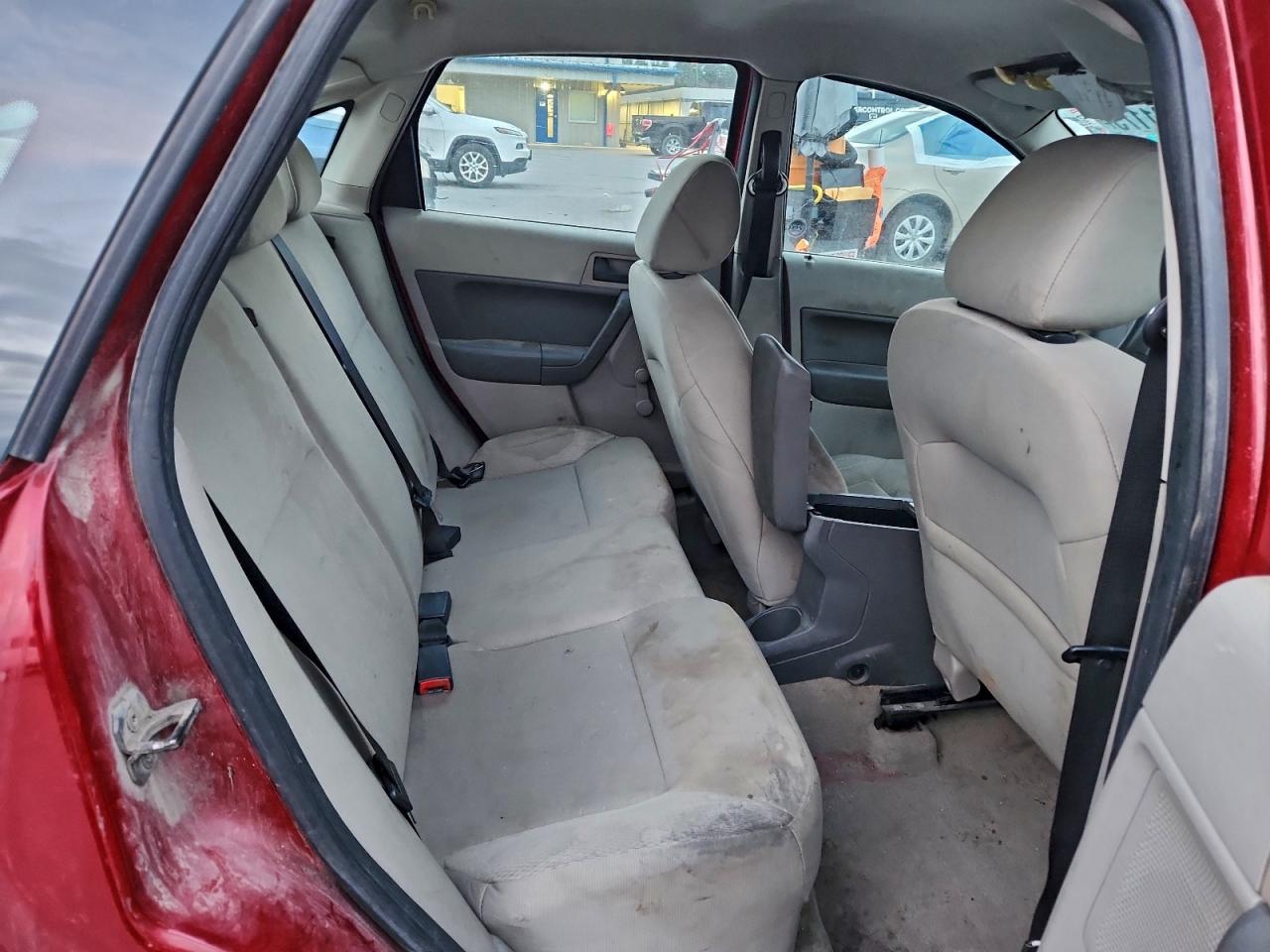 Ford Focus S Image 6