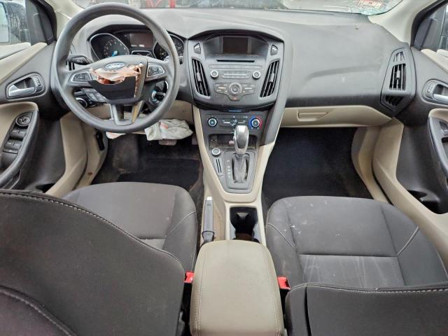 Ford Focus Se Image 11