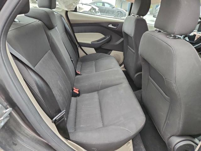 Ford Focus Se Image 7