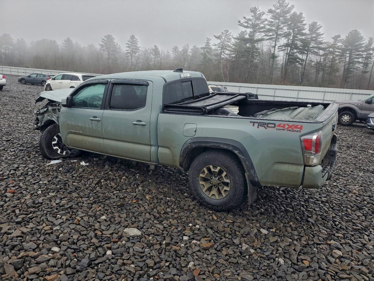 Toyota Tacoma Double Cab Image 9