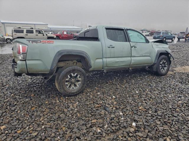 Toyota Tacoma Double Cab Image 7