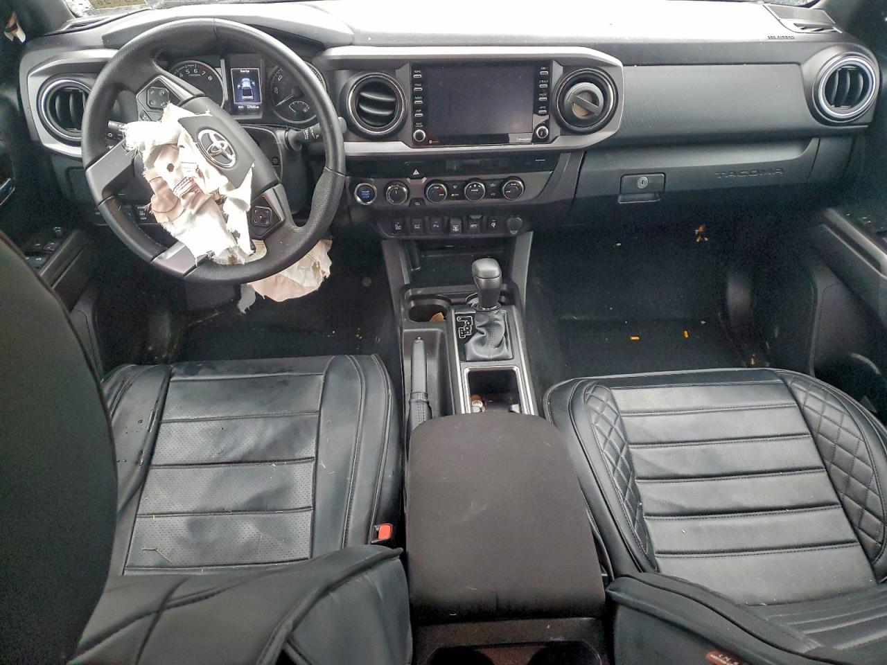 Toyota Tacoma Double Cab Image 2