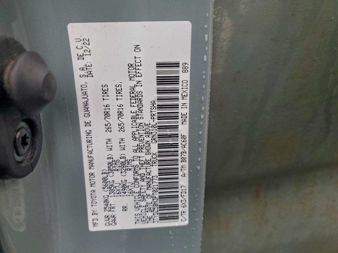 Toyota Tacoma Double Cab Image 5