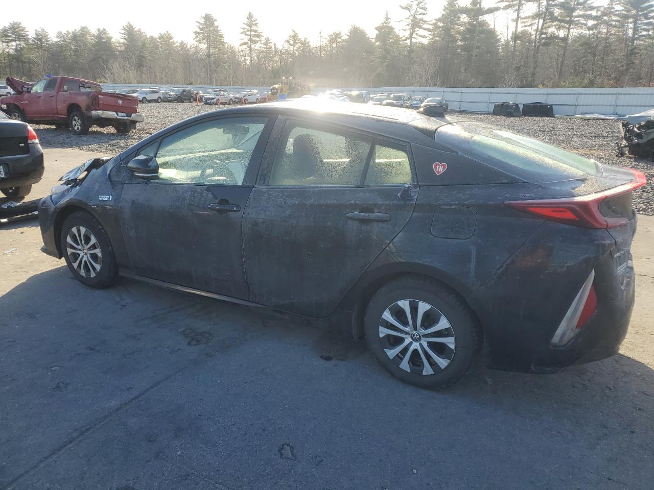 Toyota Prius Le Image 3