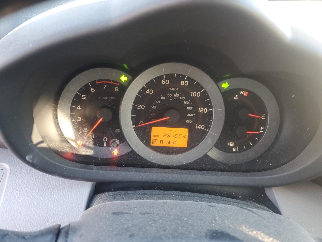 Toyota RAV4 Image 10