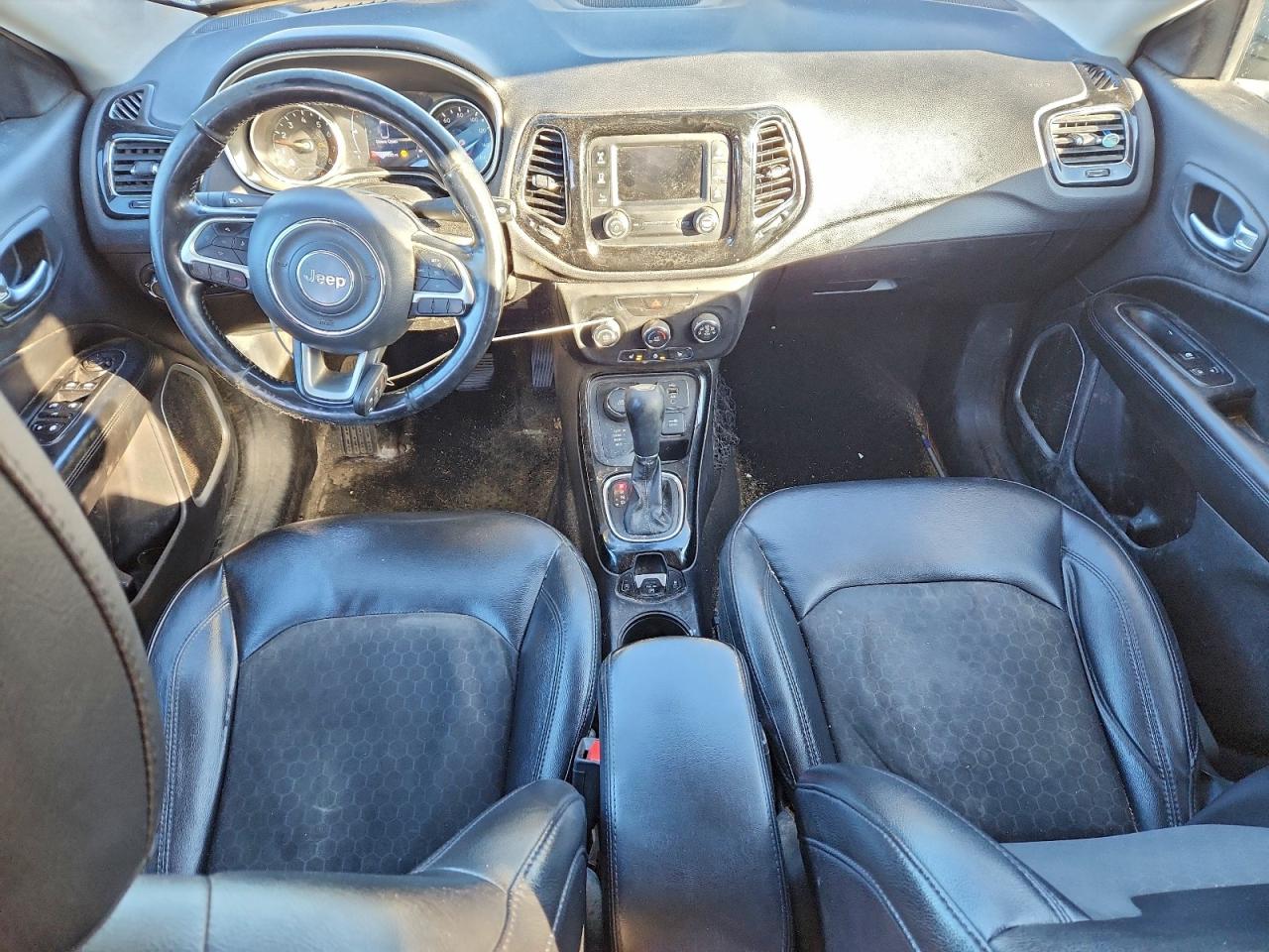 Jeep Compass Latitude Image 5