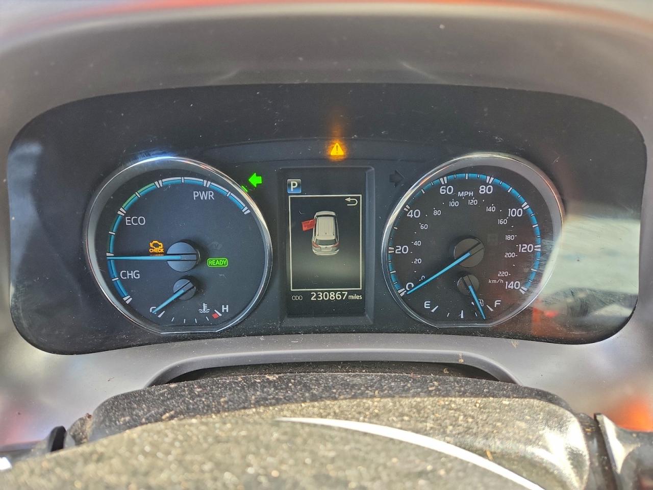 Toyota RAV4 Le Image 13