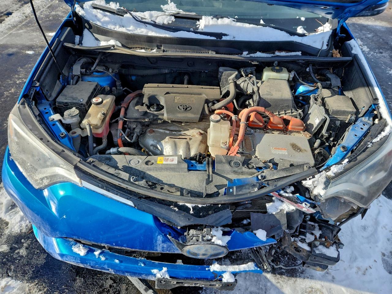 Toyota RAV4 Le Image 10