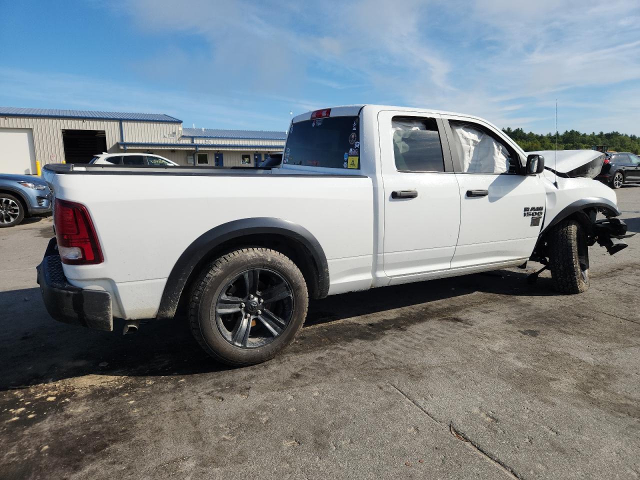 Ram 1500 Slt Image 3