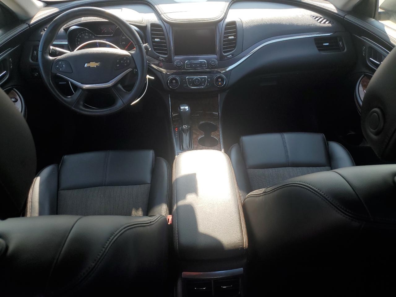 Chevrolet Impala Lt Image 9