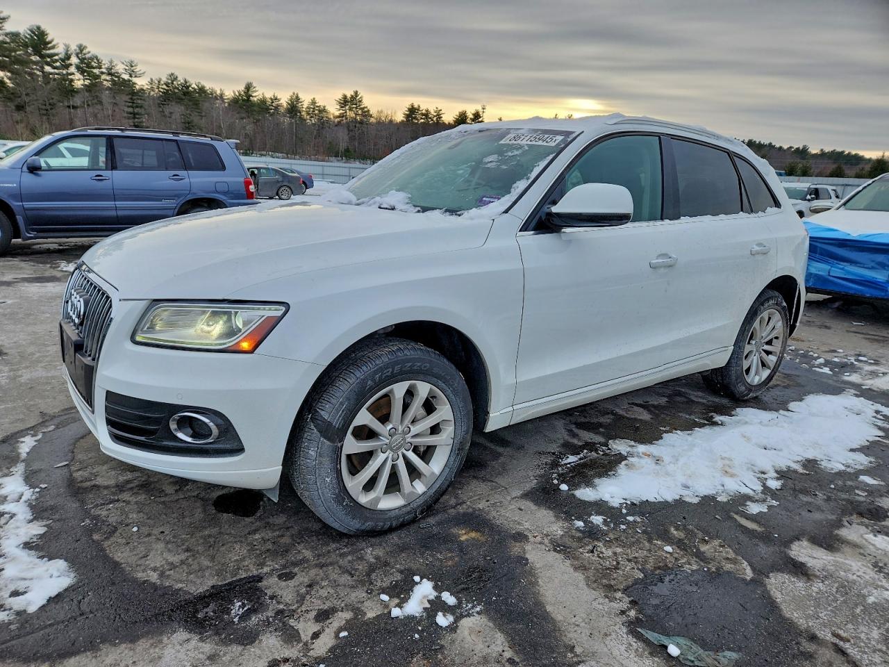 Audi Q5 Premium Plus Image 1